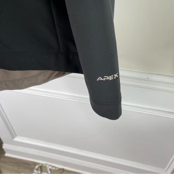 The North Face black biopic women’s‎ zip up soft shell jacket size medium - Picture 4 of 4